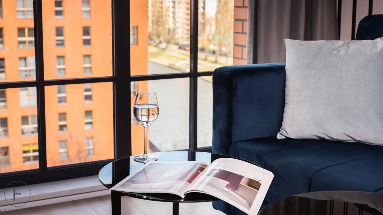 Flatbook - City Center Spa Apartments Dwie Motlawy Gdańsk Kültér fotó